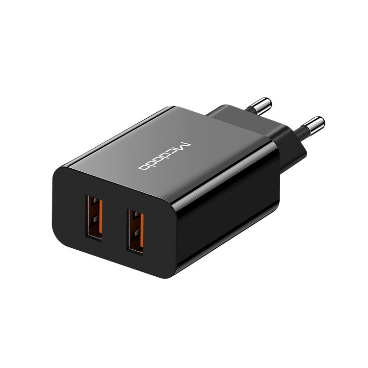 شارژر دیواری دو پورت 18 وات مک دودو مدل CH-8910 نمای پشت