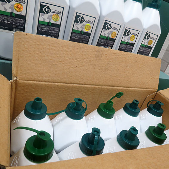 تونر شارژ 450 گرمی توشیبا استودیو برند VG