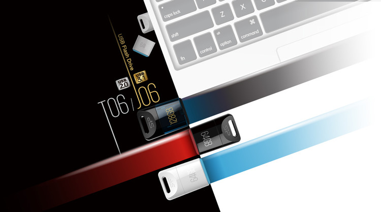 فلش مموری 64گیگابایت سیلیکون پاور مدل Jewel J06 USB 3.2 وصل به لپ تاپ