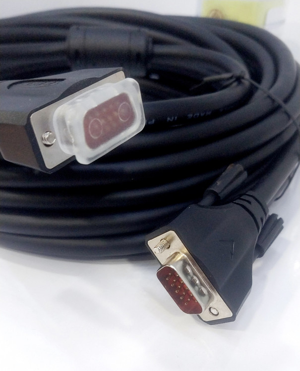 کابل VGA دی نت مدل DT-421 طول 15 متر کلاف یک