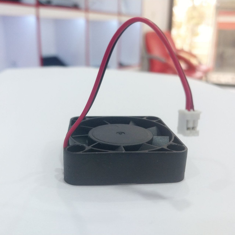 فن خنک کننده 4x4 سانتی متری دی نت بغل
